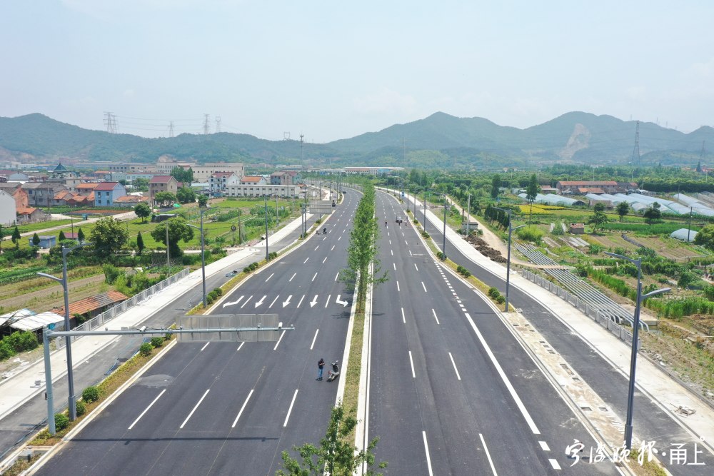 Beilun Huangshan Road 서쪽 확장(Xiaojiajiang Road - Fuchunjiang Road)이 공식적으로 개통되었습니다.